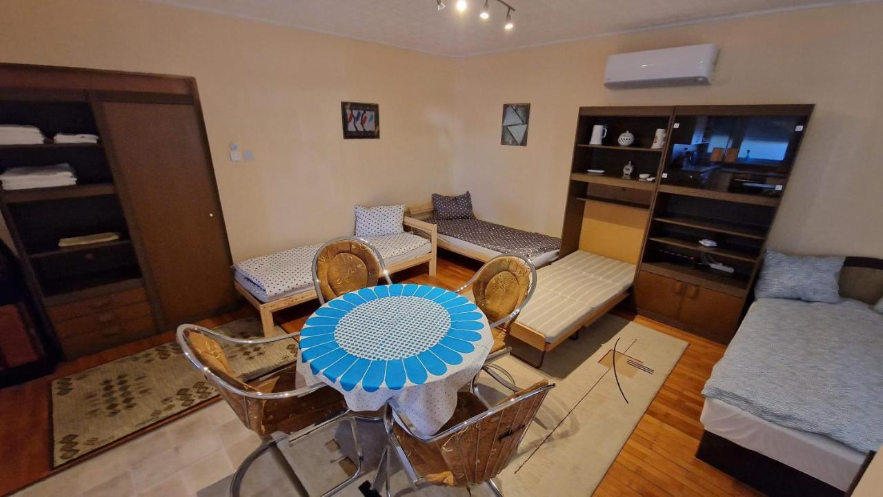 Friendly Apartment In The Suburb. Budapest Exterior foto