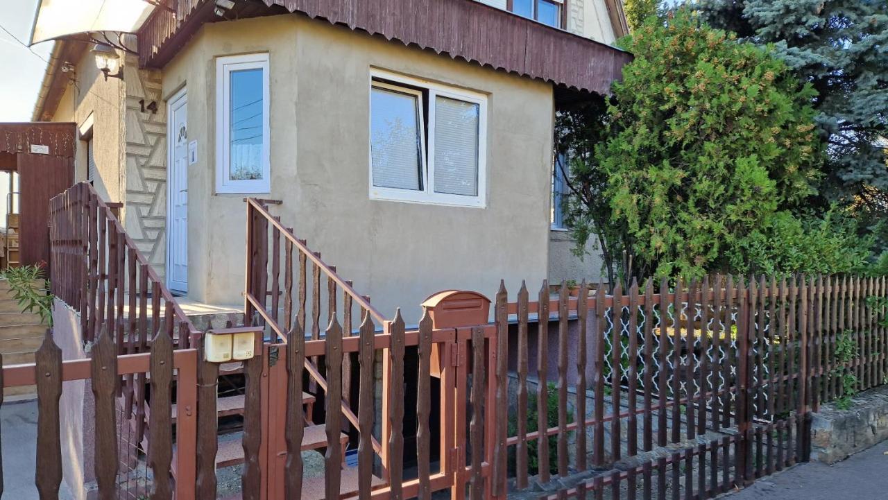 Friendly Apartment In The Suburb. Budapest Exterior foto